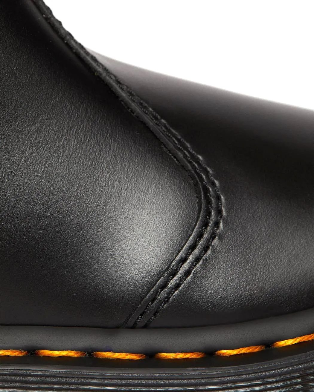 2976 Leonore Faux Fur Lined Chelsea Boots - Women's|-|Bottes Chelsea 2976 Leonore en cuir 2976 doublées de fourrure synthétique - Femme