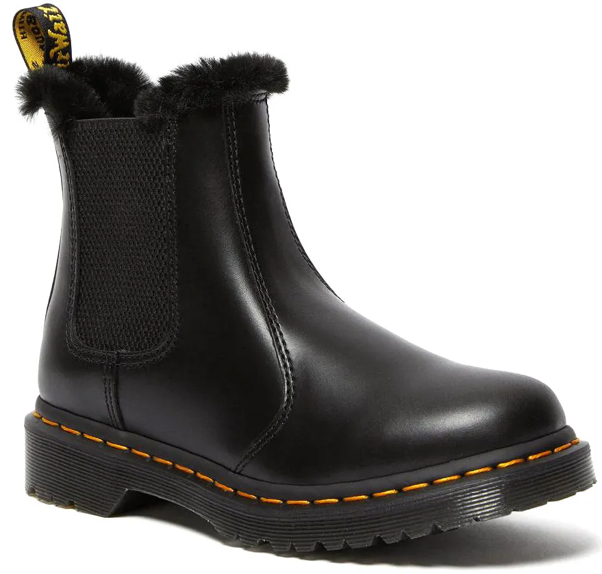2976 Leonore Faux Fur Lined Chelsea Boots - Women's|-|Bottes Chelsea 2976 Leonore en cuir 2976 doublées de fourrure synthétique - Femme