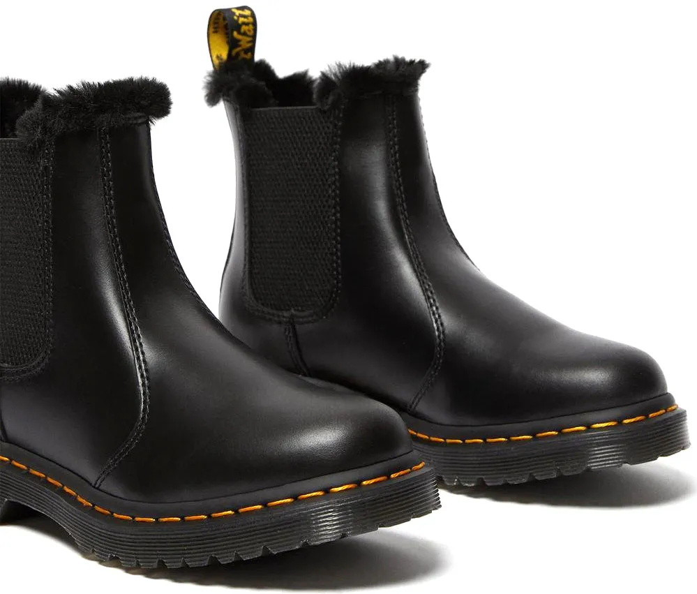2976 Leonore Faux Fur Lined Chelsea Boots - Women's|-|Bottes Chelsea 2976 Leonore en cuir 2976 doublées de fourrure synthétique - Femme