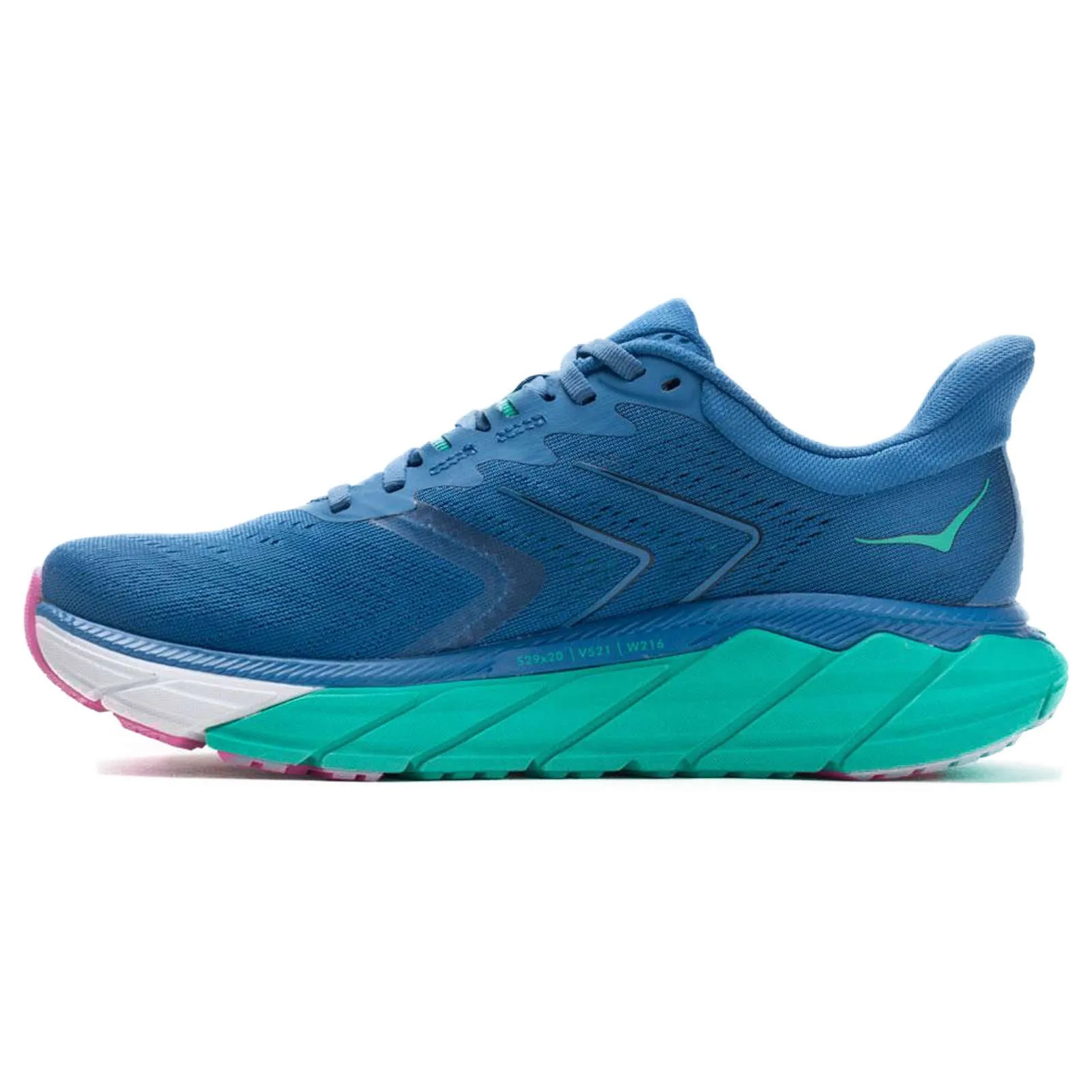 Arahi 5 Synthetic Textile Women's Low-Top Road Running Sneakers