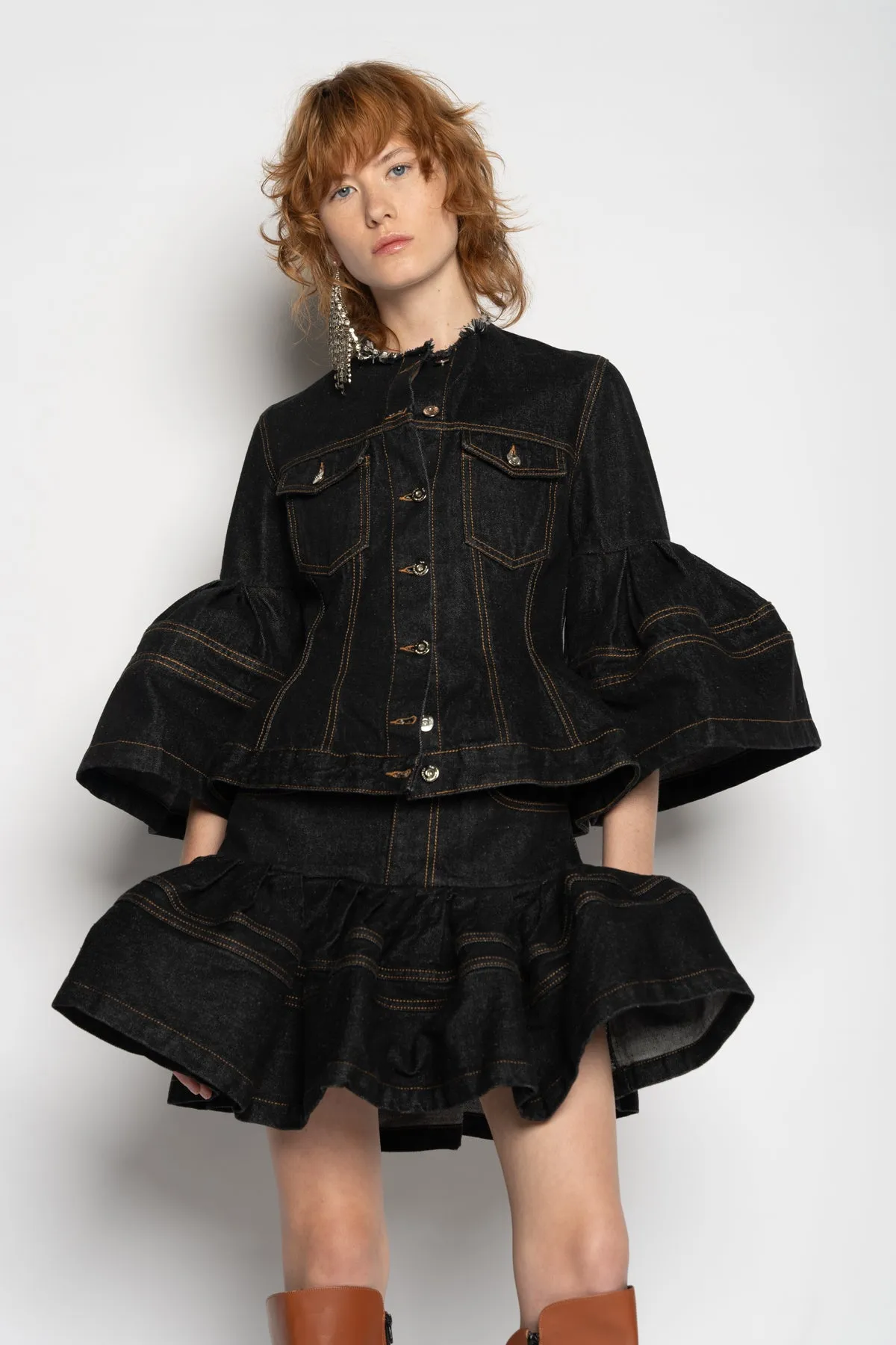 BLACK DENIM SHORT SKIRT WITH FLOUNCE