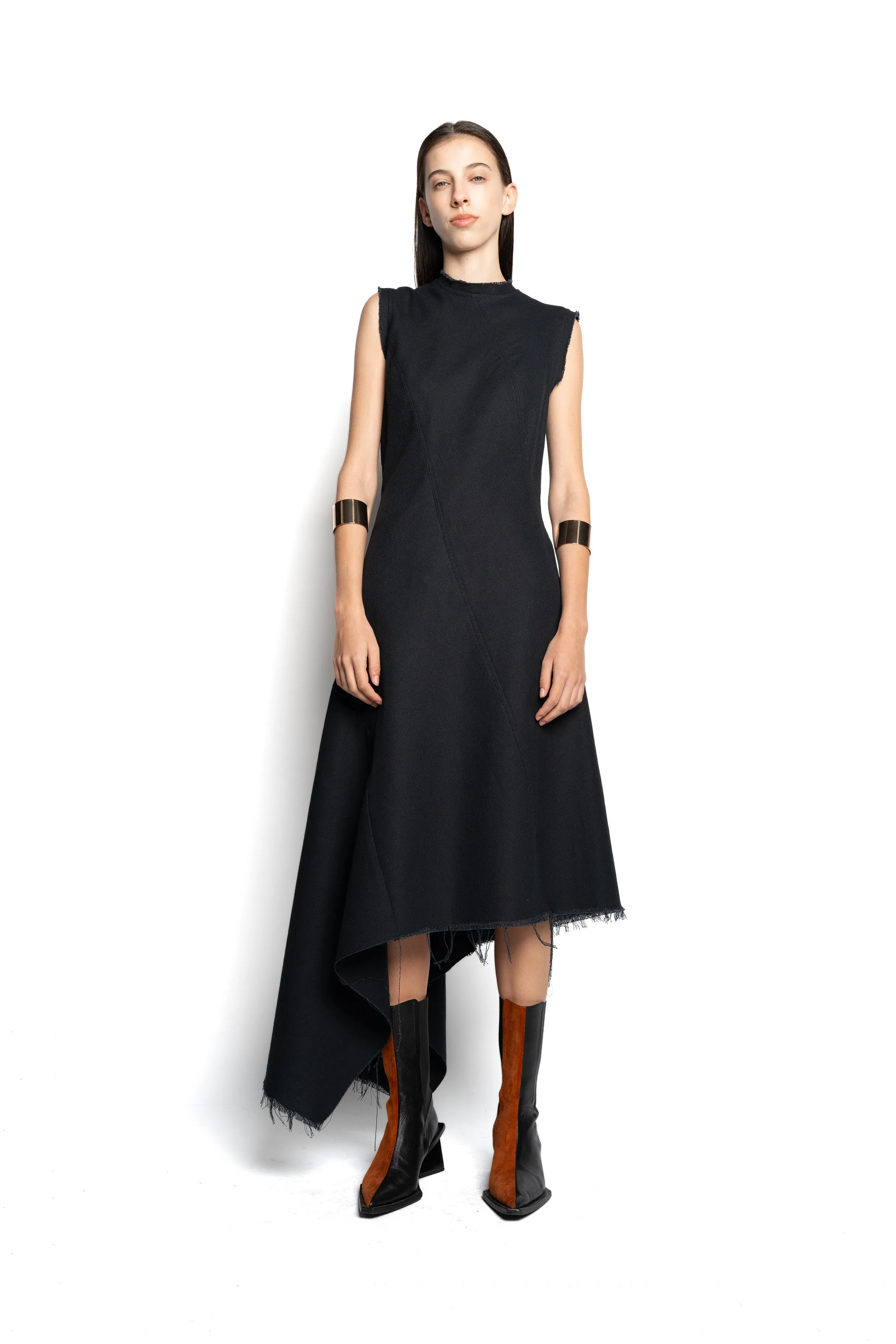 BLACK WOVEN SLEEVELESS DRESS WITH ASYMMETRIC HEM
