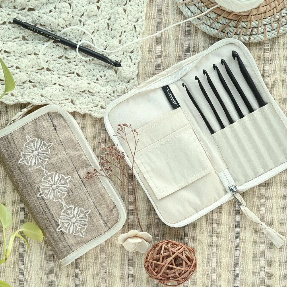 KnitPro Lantern Moon Radiance Single Ended Crochet Hook Set (350322) six popular US sizes G - L (4 - 8 mm)